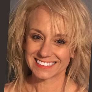 Meet your Posher, Shelly